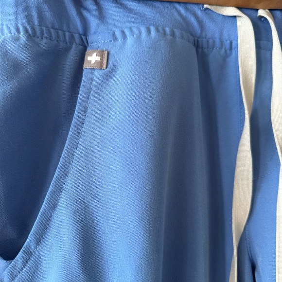 Figs technical collection Xs used - Picture 4 of 4